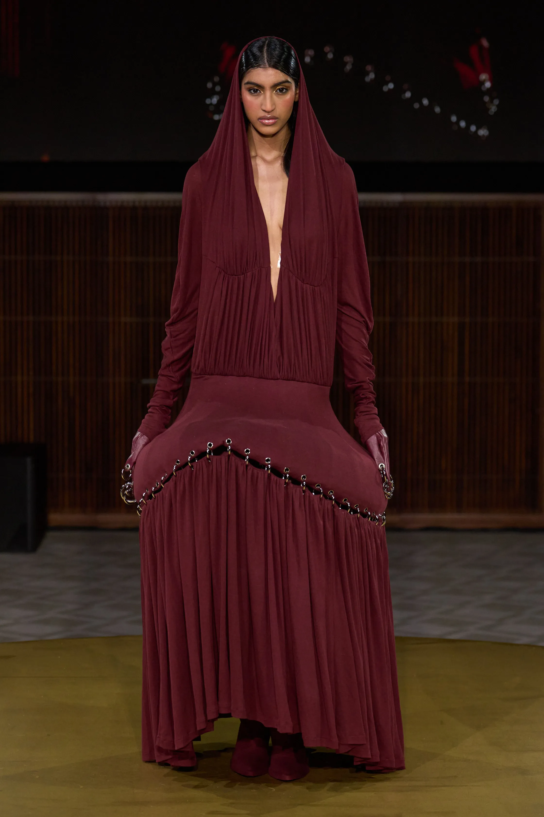 LONDON COLLEGE FALL 26 look 2