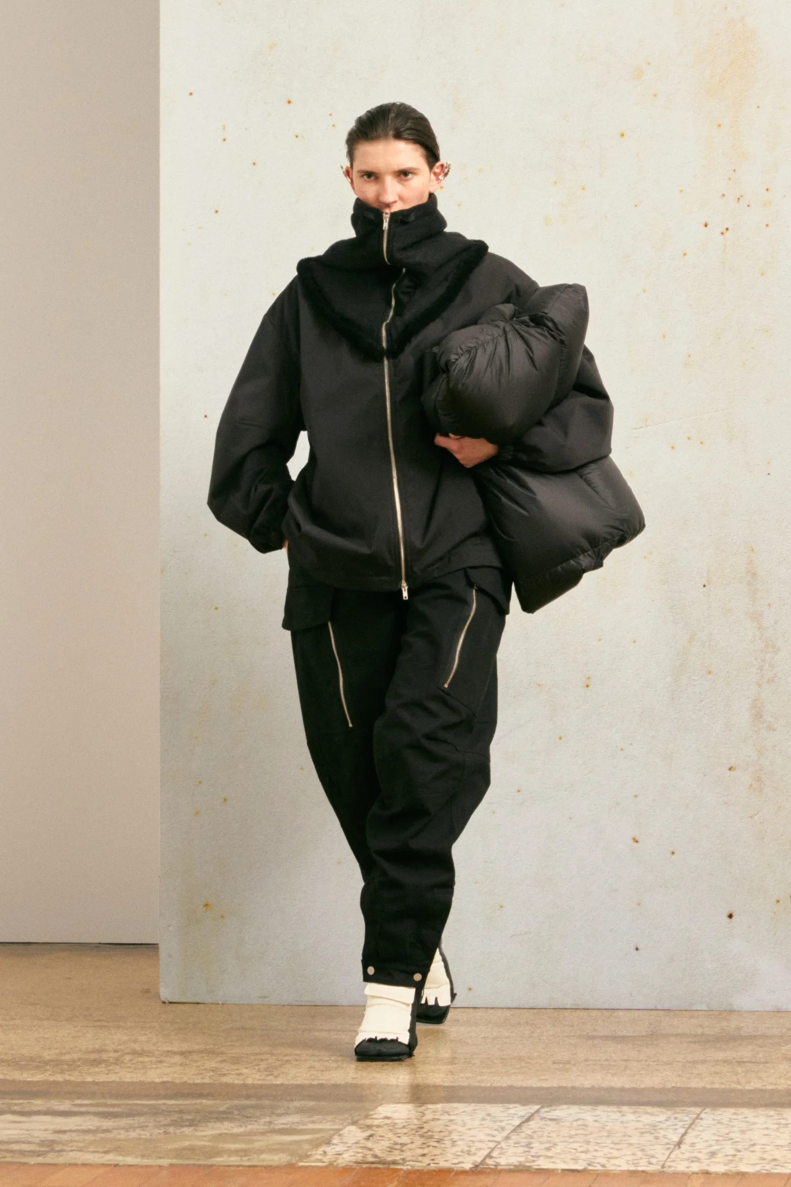 MORDECAI FALL 25 look 5