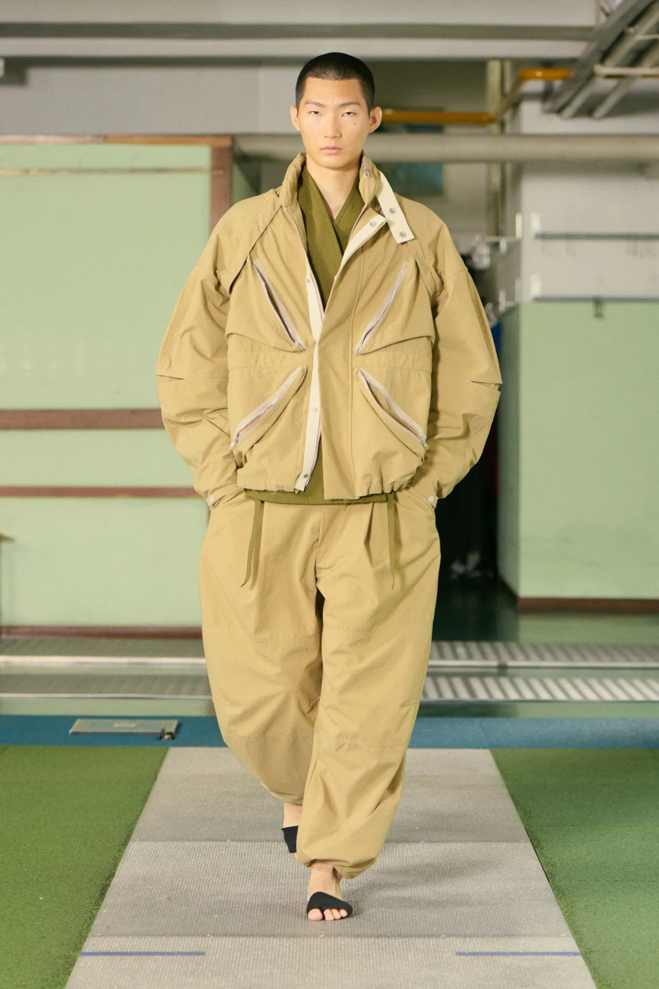 MORDECAI SPRING 26 look 3