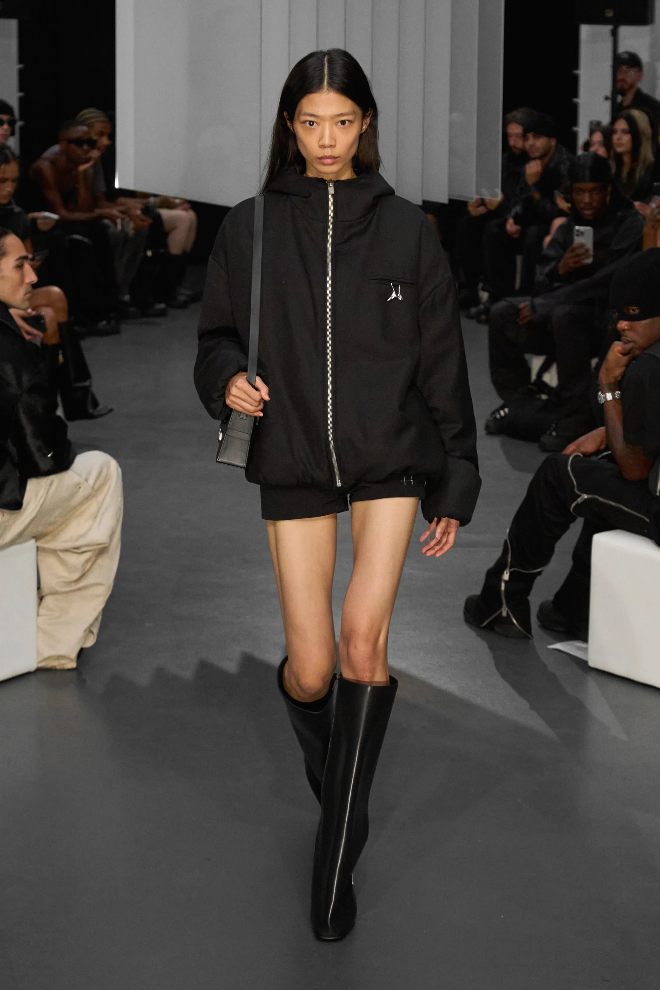 HELIOT EMIL SS 25 look 4