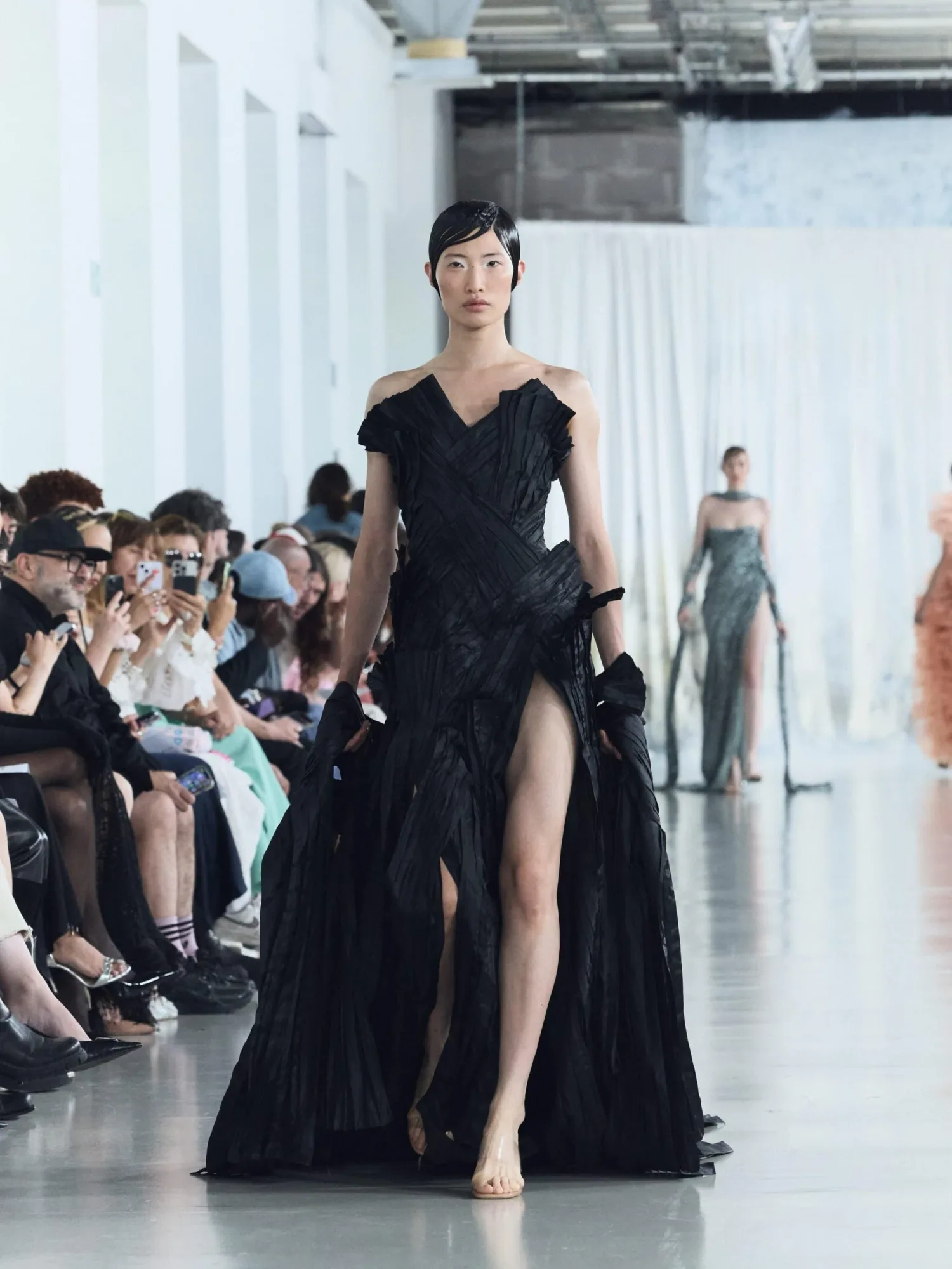 LEVER COUTURE 25 look 3